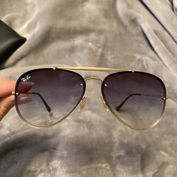 Rayban blue lense gold frame aviator sunglasses with case - Picture 4 of 6